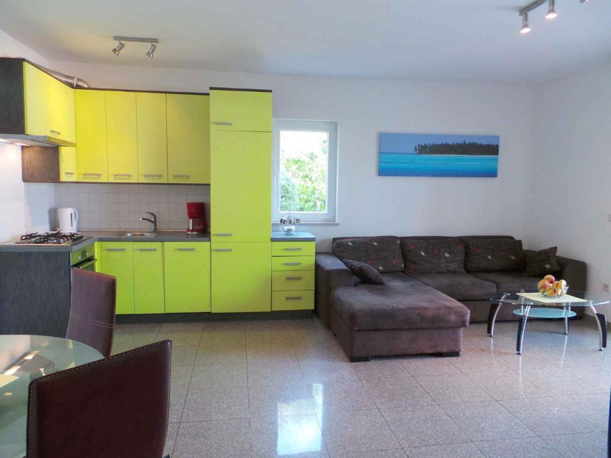 Holiday Home In Malinska/Insel Krk 13031 Εξωτερικό φωτογραφία