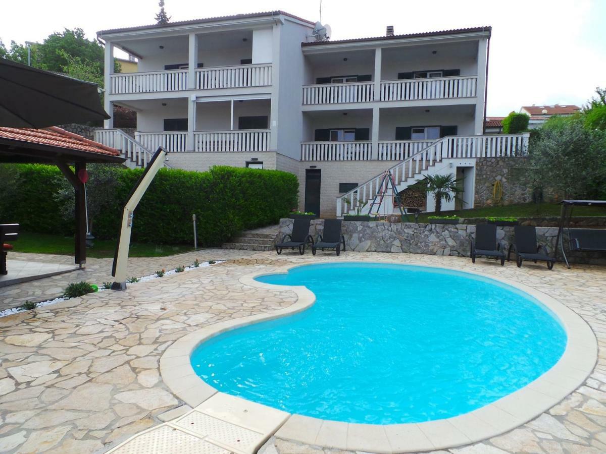 Holiday Home In Malinska/Insel Krk 13031 Εξωτερικό φωτογραφία